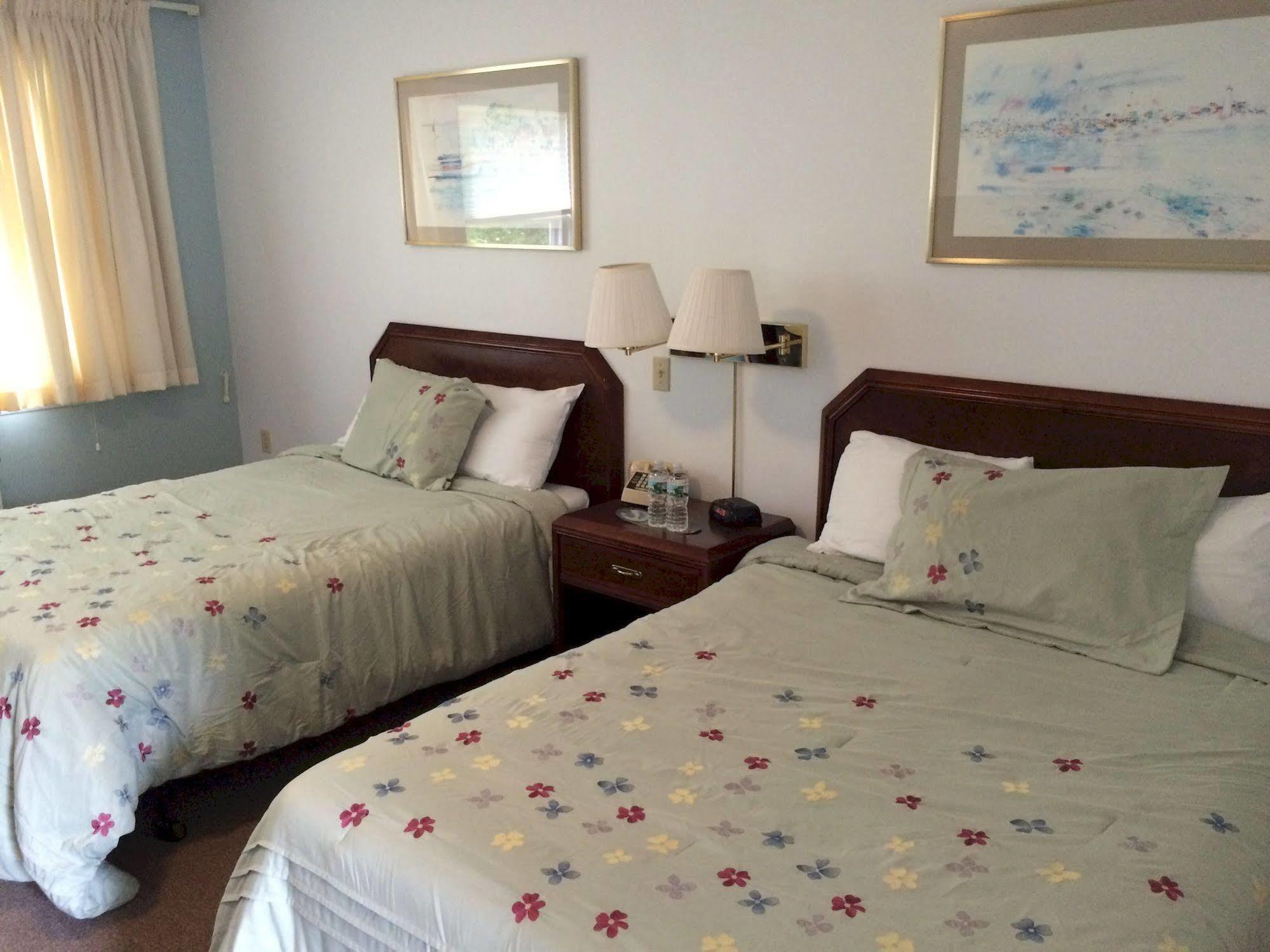 Castle Manor Inn Gloucester Extérieur photo