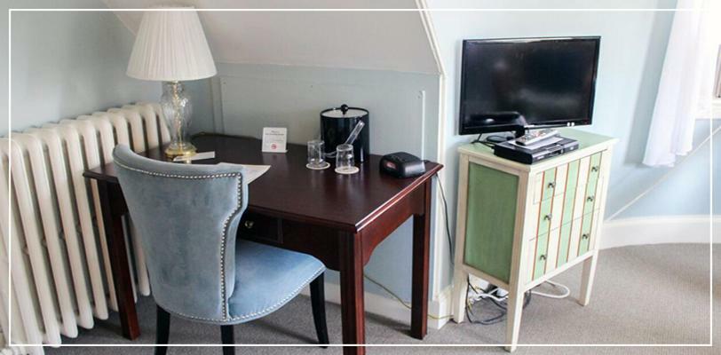 Castle Manor Inn Gloucester Extérieur photo